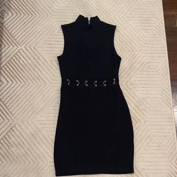H&M Dresses & Skirts - H&M bodycon ring dress
worn once 
size 4